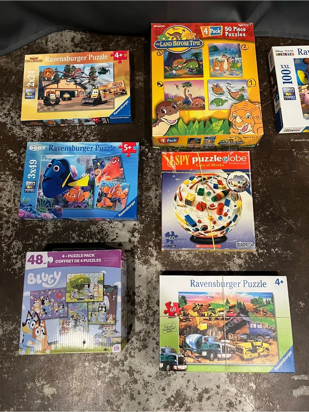 Lot of 14 48-300 piece jigsaw‎ puzzles.